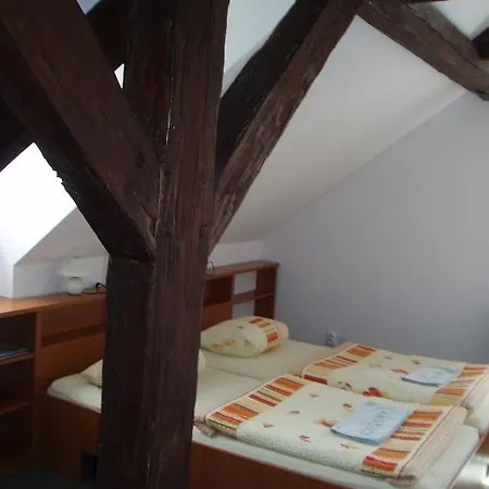 Gasthof Ceska Hospoda - Hlavni Budova S Restauraci, Depandance 1, Depandance 2 Heřmanice