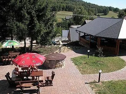 Restaurace A Ceska Hospoda Maison d'hôtes Heřmanice